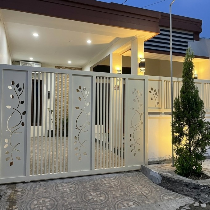 Pagar cutting sulur daun floral meliuk