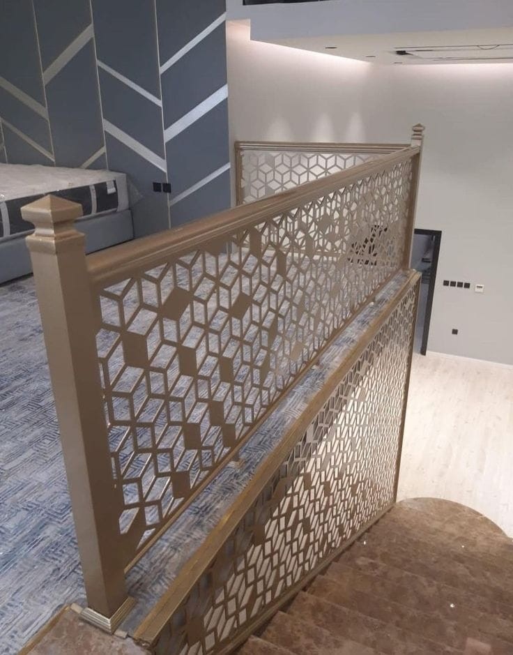 Railing balkon void klasik elegan